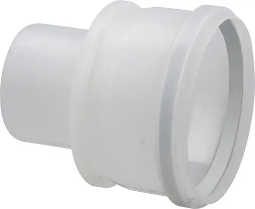 Weißer Adapter mit zentrierter Ausführung, gefertigt aus Kunststoff. Das Produkt gehört zur Abgaszubehör-Linie von Bosch.